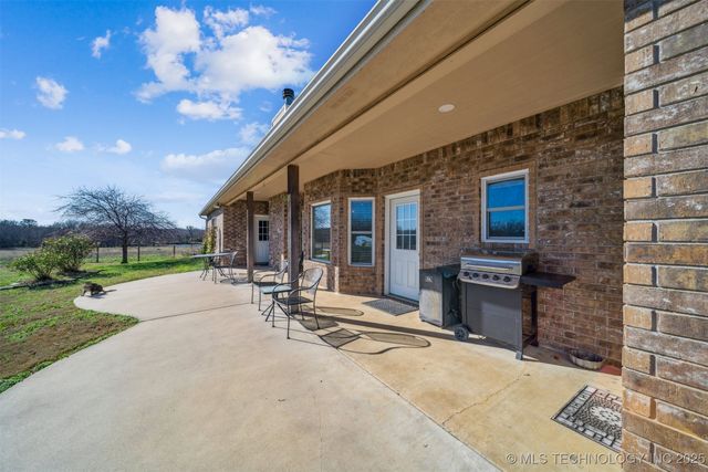 6628 N 427 Road, Chelsea, OK 74016