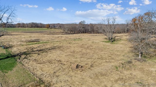 6628 N 427 Road, Chelsea, OK 74016