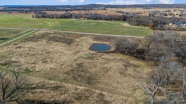 6628 N 427 Road, Chelsea, OK 74016