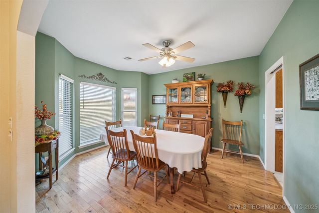 6628 N 427 Road, Chelsea, OK 74016