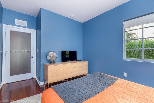 911 3rd St 1, Miami Beach, FL 33139