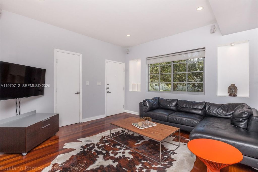 911 3rd St 1, Miami Beach, FL 33139