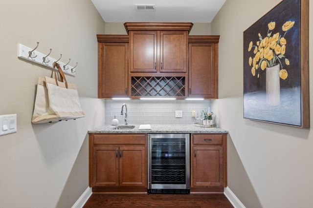 5445 Bungalow Circle, Hixson, TN 37343