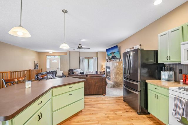 6624 145th Circle N, Hugo, MN 55038