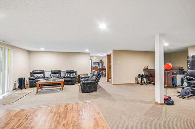 6624 145th Circle N, Hugo, MN 55038