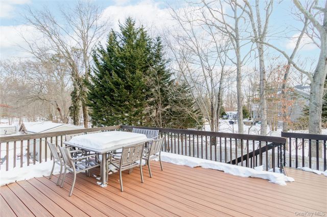 61 Pine Drive, Nesconset, NY 11767