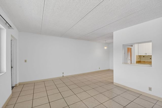 3300 Springdale Boulevard 208, Palm Springs, FL 33461