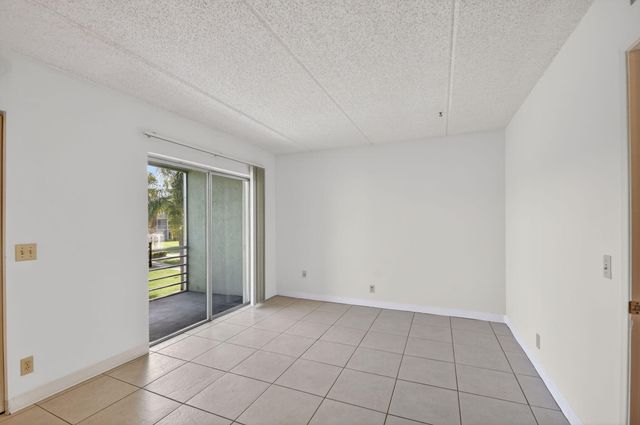 3300 Springdale Boulevard 208, Palm Springs, FL 33461