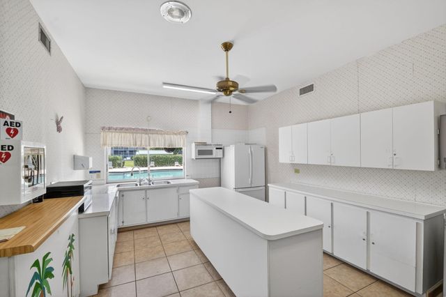 3300 Springdale Boulevard 208, Palm Springs, FL 33461