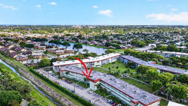 3300 Springdale Boulevard 208, Palm Springs, FL 33461