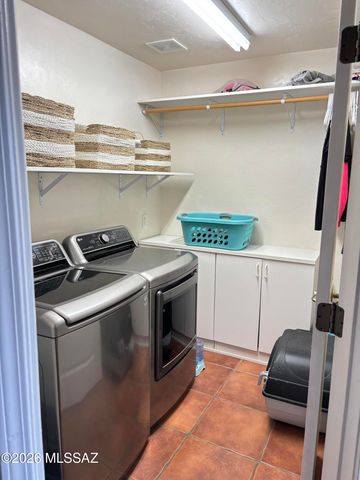 1021 N Darlene Drive, Vail, AZ 85641