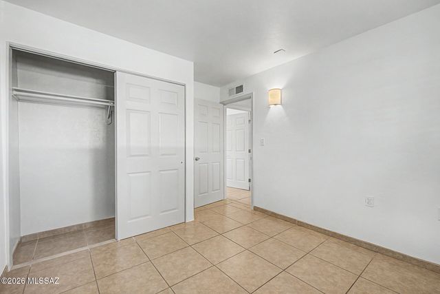 350 N Silverbell Rd Apt 86, Tucson, AZ 85745