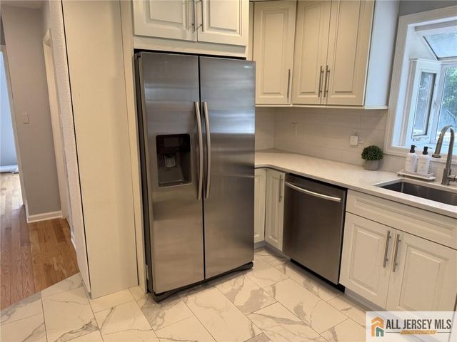 170 Prospect Avenue, Edison, NJ 08817