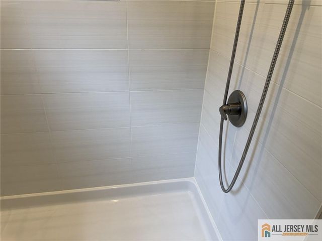 170 Prospect Avenue, Edison, NJ 08817