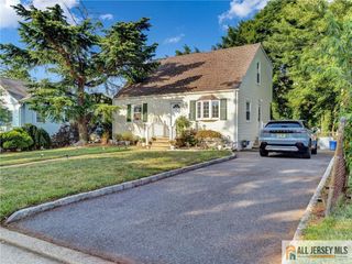 170 Prospect Avenue, Edison, NJ 08817