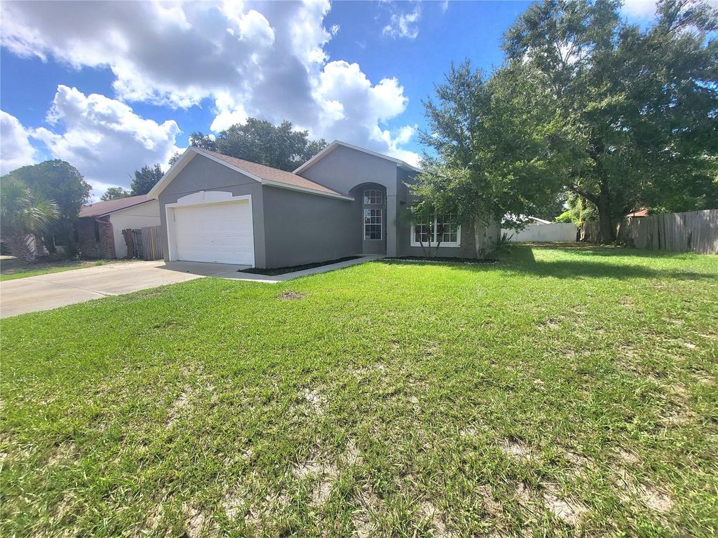 5266 CRISFIELD COURT, Orlando, FL 32808