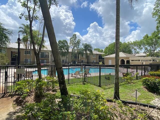 1700 CRESTWOOD Court S 1708, Royal Palm Beach, FL 33411