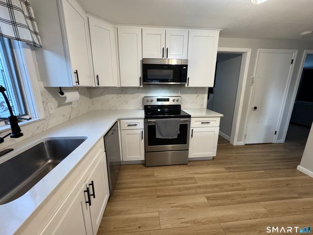 79 Goodwin Avenue, Wethersfield, CT 06109