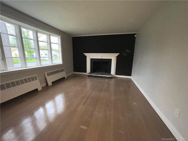 79 Goodwin Avenue, Wethersfield, CT 06109