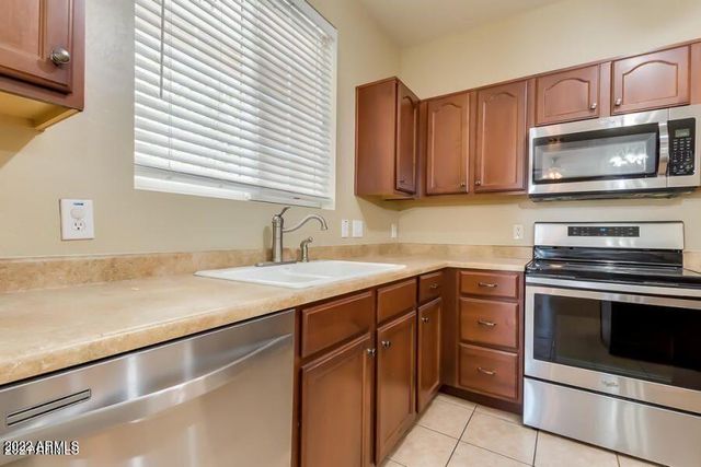 4750 E THUNDERHEART Trail 102, Gilbert, AZ 85297