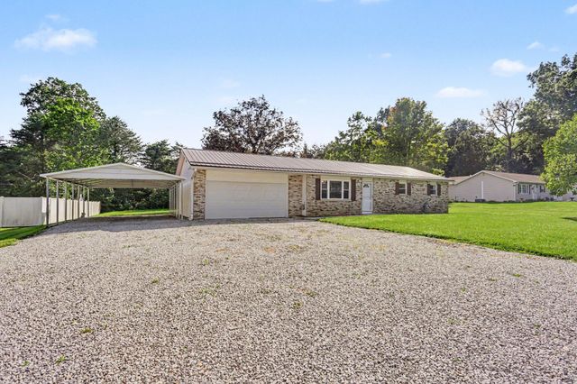 197 Helen Road SW, Pataskala, OH 43062