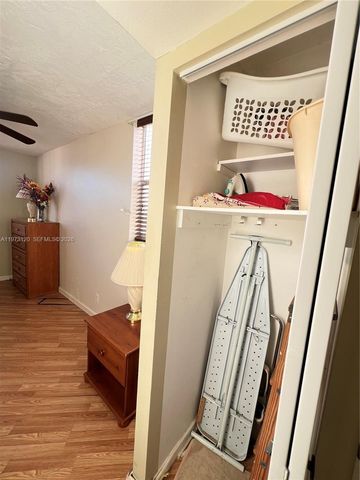 2851 Somerset Dr 417, Lauderdale Lakes, FL 33311