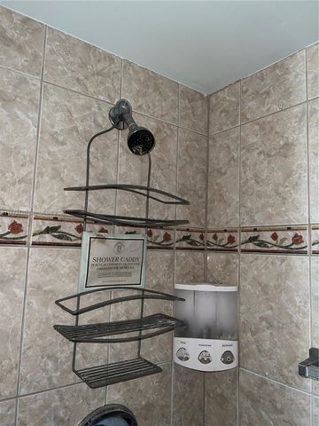 2851 Somerset Dr 417, Lauderdale Lakes, FL 33311