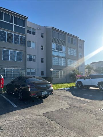 2851 Somerset Dr 417, Lauderdale Lakes, FL 33311