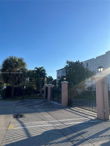 2851 Somerset Dr 417, Lauderdale Lakes, FL 33311