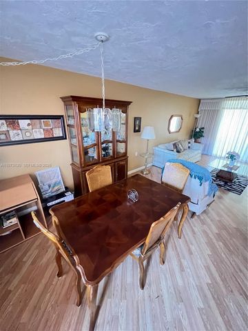 2851 Somerset Dr 417, Lauderdale Lakes, FL 33311