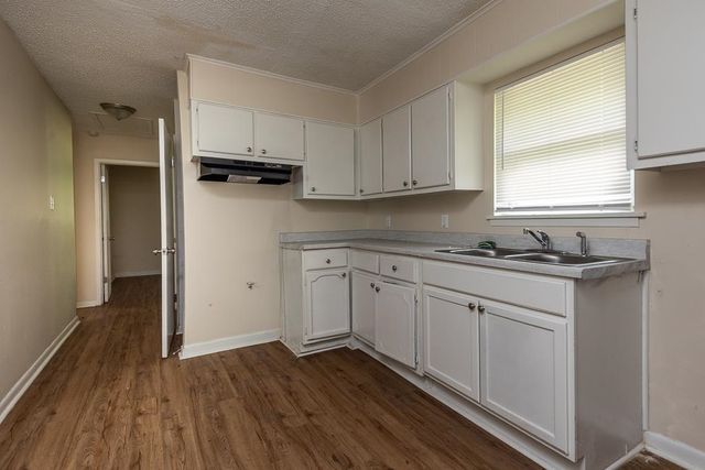 1871 GOOCH RD, Memphis, TN 38109