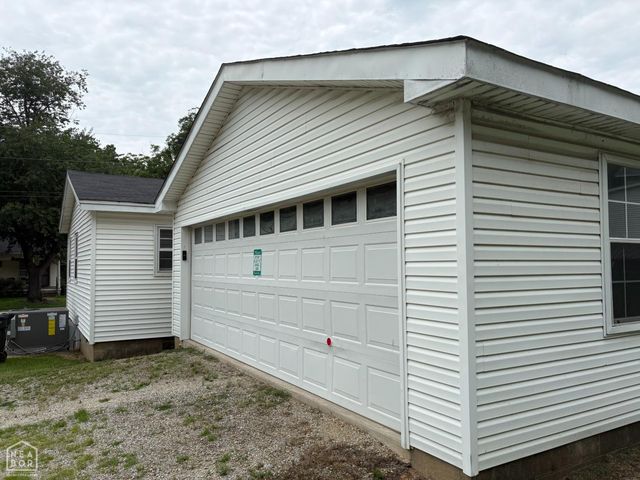 510 S McClure Street S, Jonesboro, AR 72401