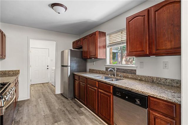 9049 Ponderosa Drive S, Semmes, AL 36575