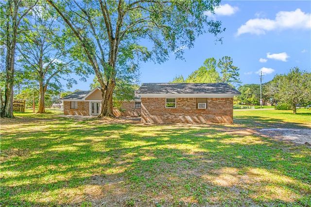 9049 Ponderosa Drive S, Semmes, AL 36575
