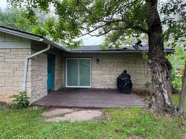 6001 Libyan DR, Austin, TX 78745