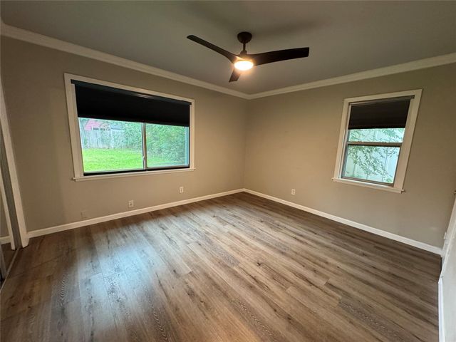 6001 Libyan DR, Austin, TX 78745