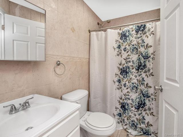 229A W Tremont Avenue, Bronx, NY 10453