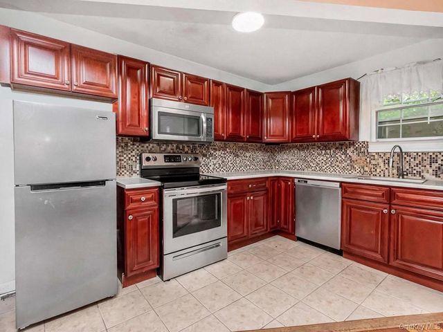229A W Tremont Avenue, Bronx, NY 10453