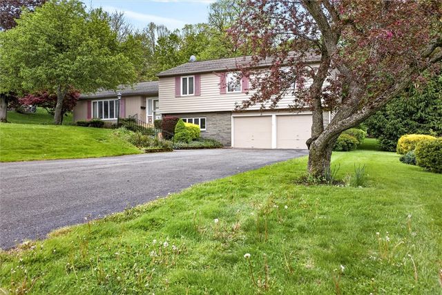 70 William Street, Phelps, NY 14532