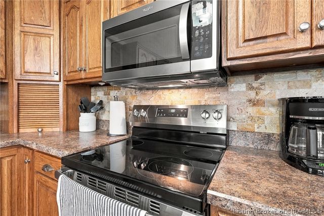 2907 Stony Mill Court, Charlestown, IN 47111