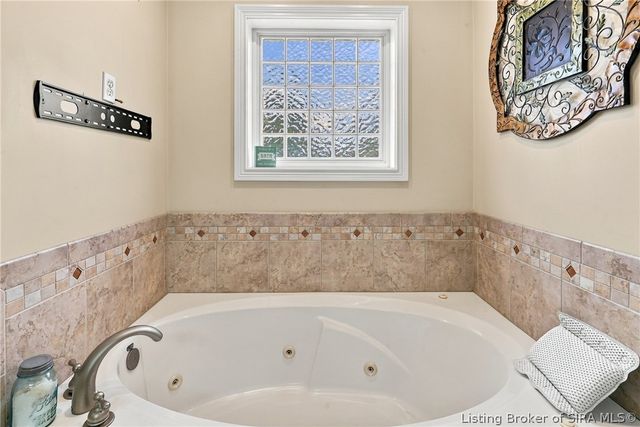 2907 Stony Mill Court, Charlestown, IN 47111