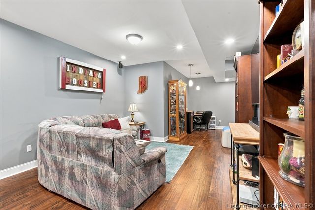 2907 Stony Mill Court, Charlestown, IN 47111