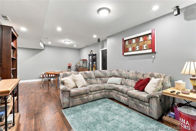 2907 Stony Mill Court, Charlestown, IN 47111