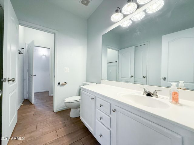 6919 S 37TH Glen, Phoenix, AZ 85041