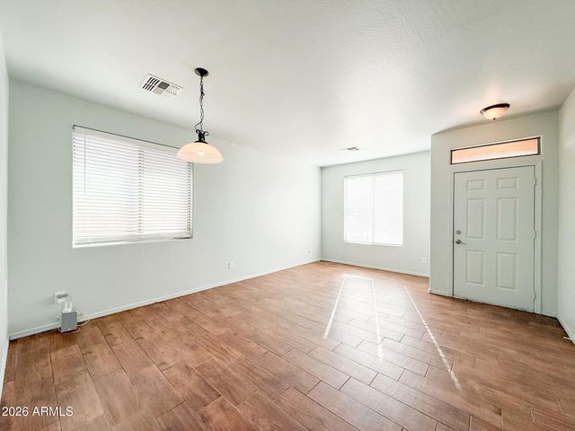 6919 S 37TH Glen, Phoenix, AZ 85041