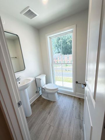 9715 GRANT AVE, Manassas, VA 20110