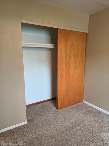 30866 Middlebury Street, Westland, MI 48186