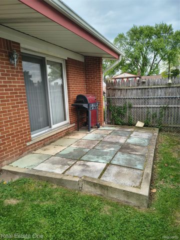 30866 Middlebury Street, Westland, MI 48186