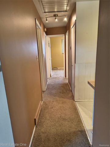 30866 Middlebury Street, Westland, MI 48186