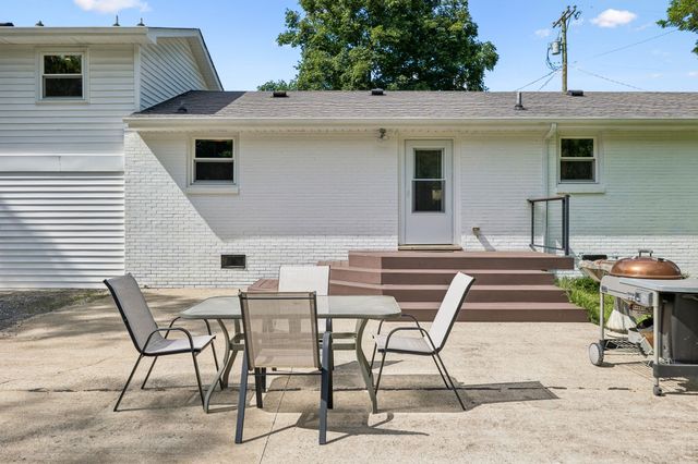 110 Donna Drive, Hendersonville, TN 37075